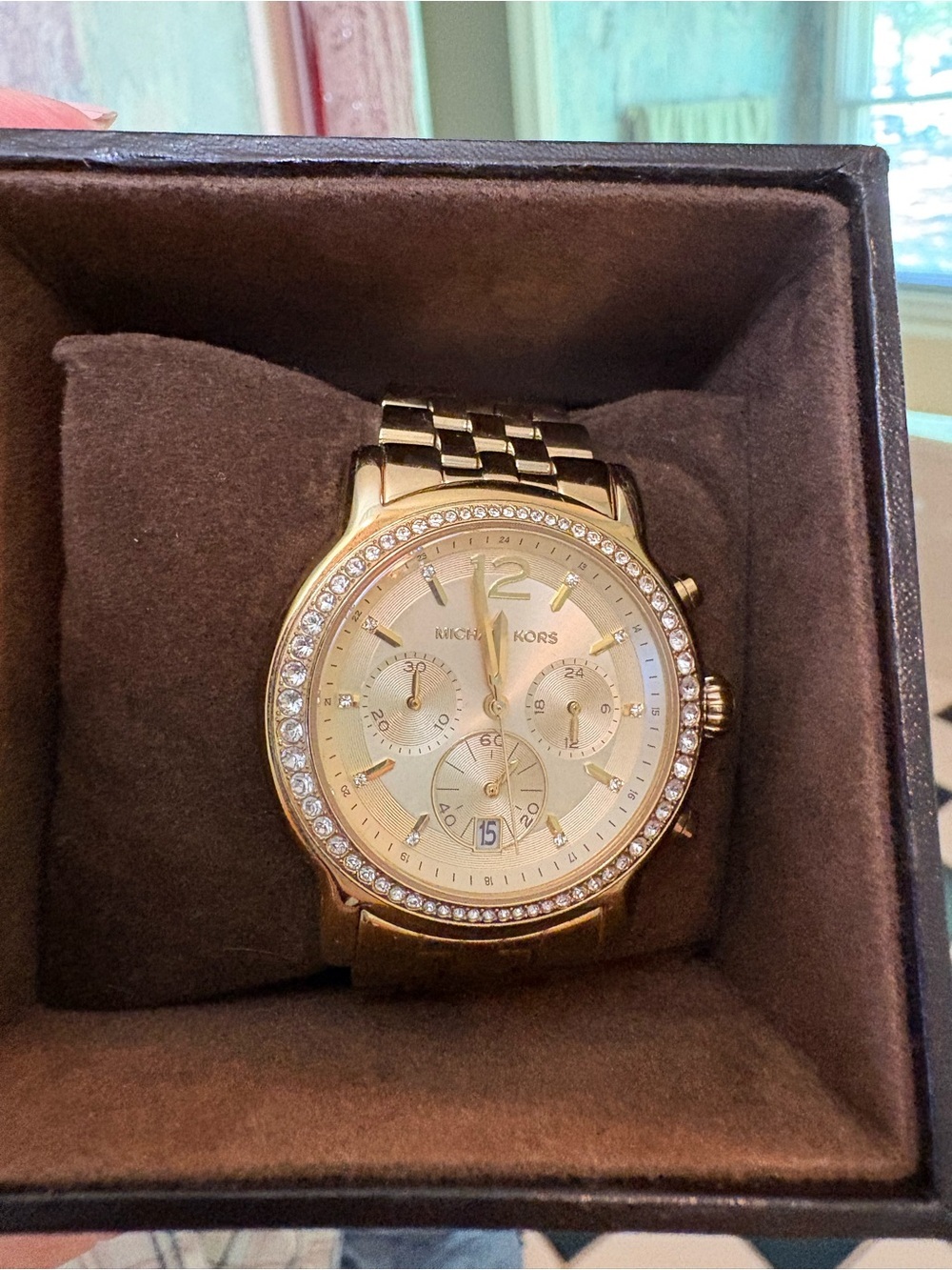 Michael Kors Gold Tone Big Face Ladies Watch. MK5982 - Picture 9 of 9